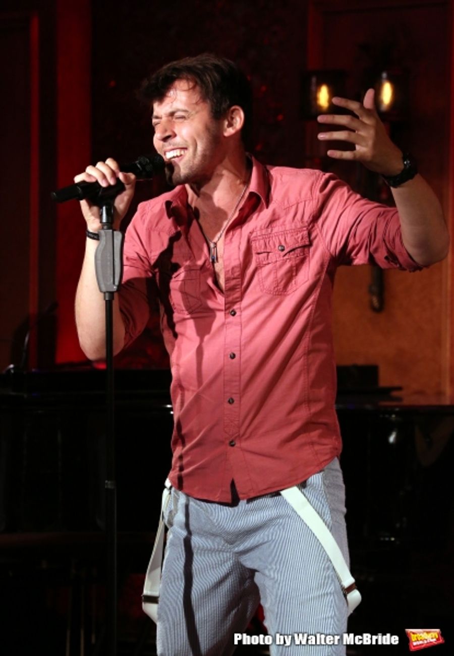 Photo Coverage: Evan Ruggiero Previews THE ONE-LEGGED SONG AND DANCE MAN at 54 Below Image