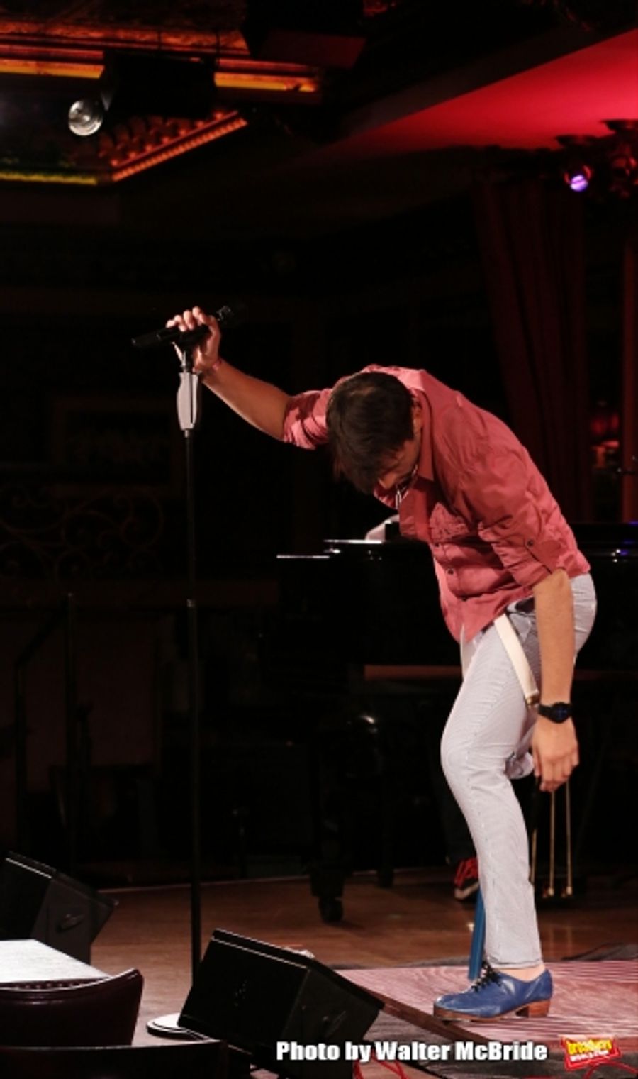 Photo Coverage: Evan Ruggiero Previews THE ONE-LEGGED SONG AND DANCE MAN at 54 Below Image