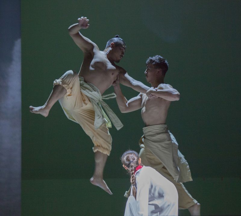 Photo Flash: First Look at Dance-Theatre Spectacular PEARL at Lincoln Center — photo 5 of 13