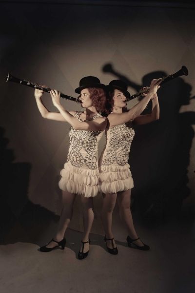Colleen Fee and Britt-Marie Sivertsen as 'Daisy &amp; Violet Hilton' Photo