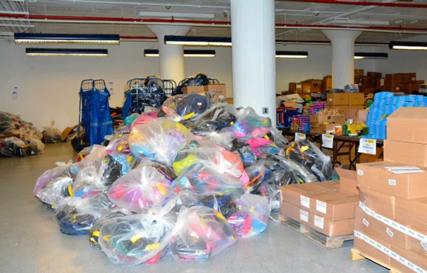 Photo Coverage: Paige Davis Teams with Volunteers of America for Operation Backpack 2015!  Image