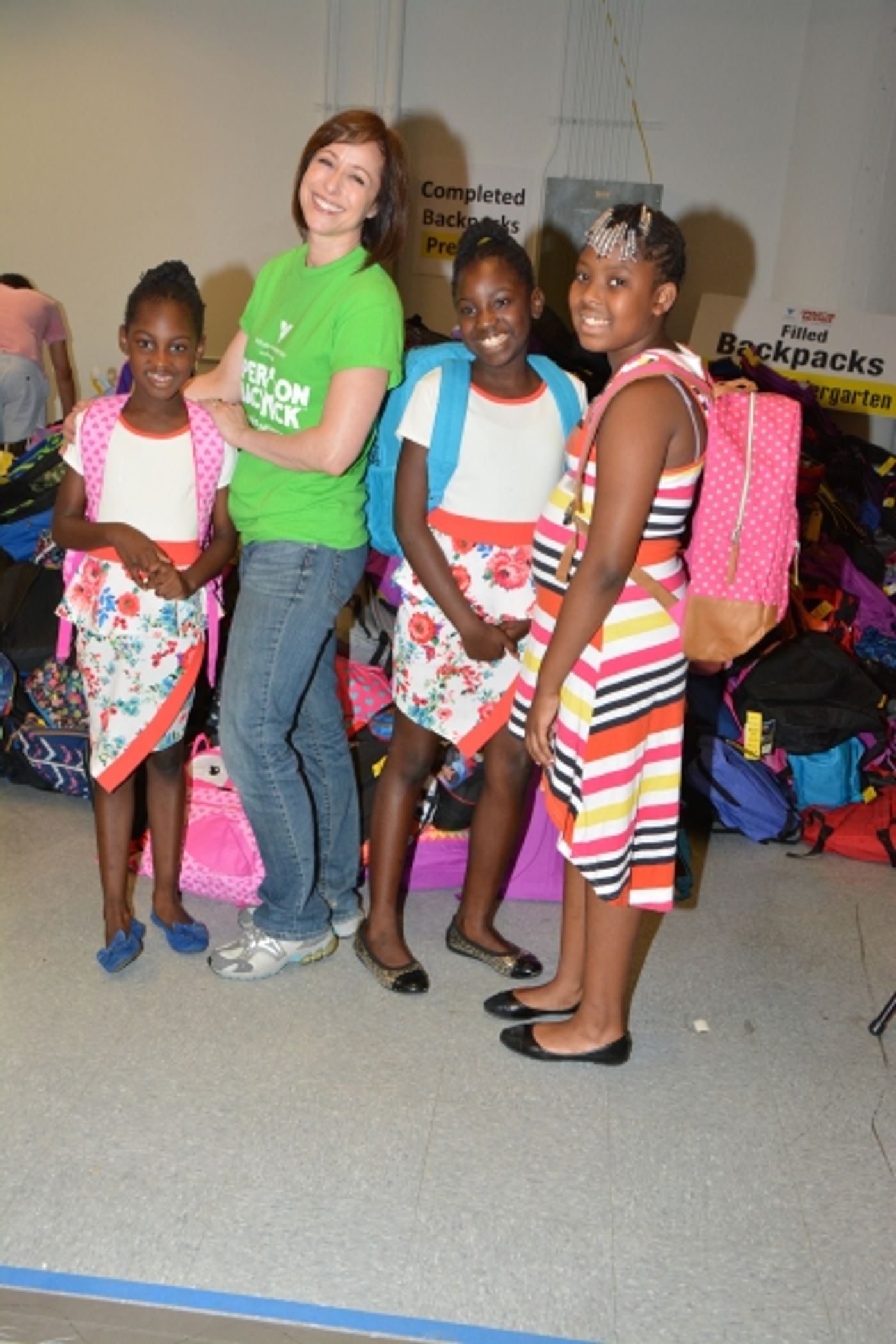 Photo Coverage: Paige Davis Teams with Volunteers of America for Operation Backpack 2015!  Image