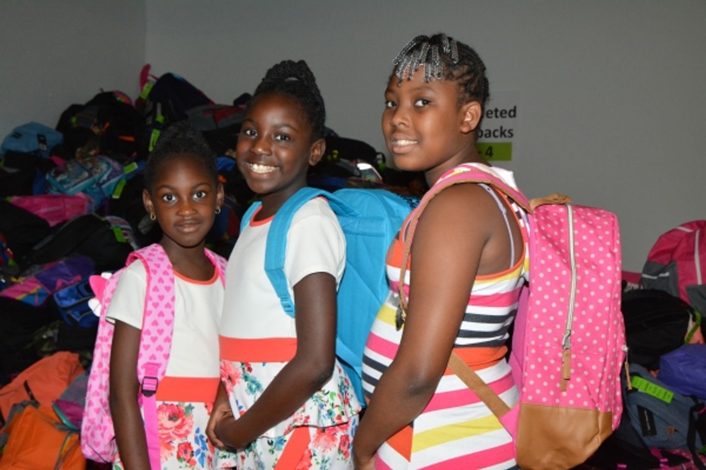 Photo Coverage: Paige Davis Teams with Volunteers of America for Operation Backpack 2015!  Image