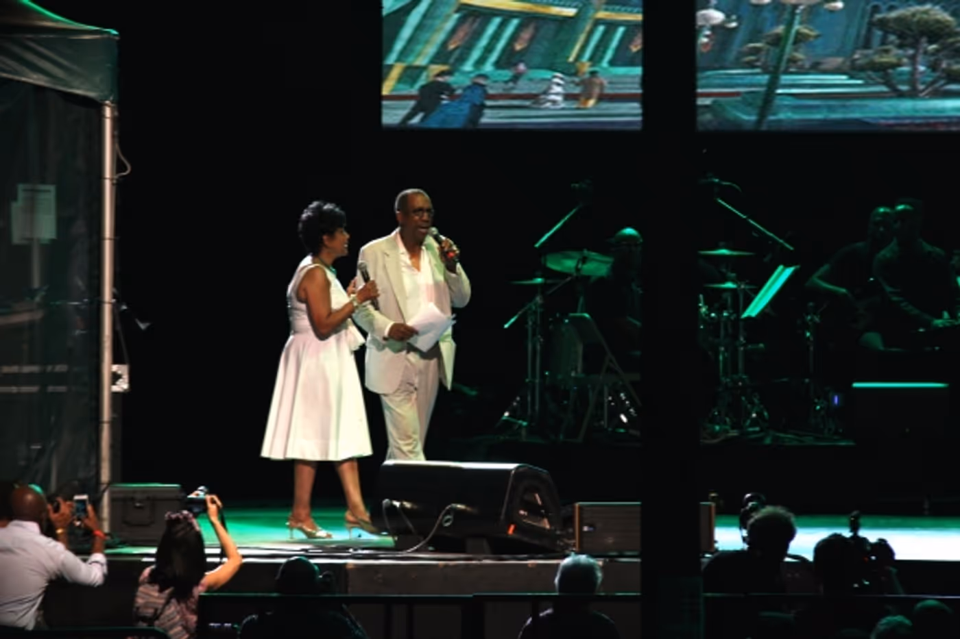 Photo Flash: Phylicia Rashad, Andre De Shields & More Original Cast Members from THE WIZ Reunite in Central Park! Image