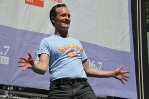 Danny Gardner @ BroadwayWorld Danny Gardner Photo