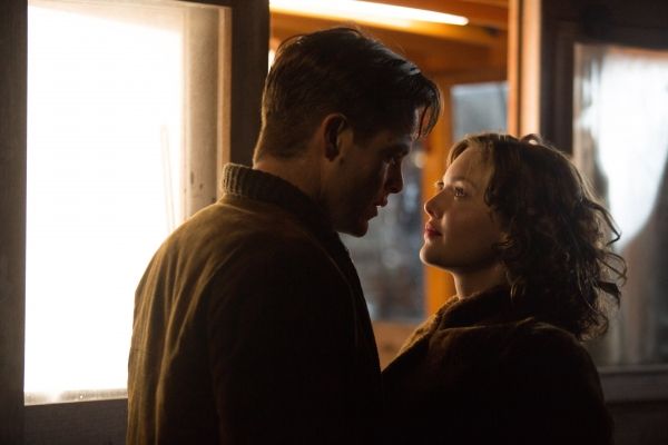 Chris Pine stars and Holliday Grainger Photo