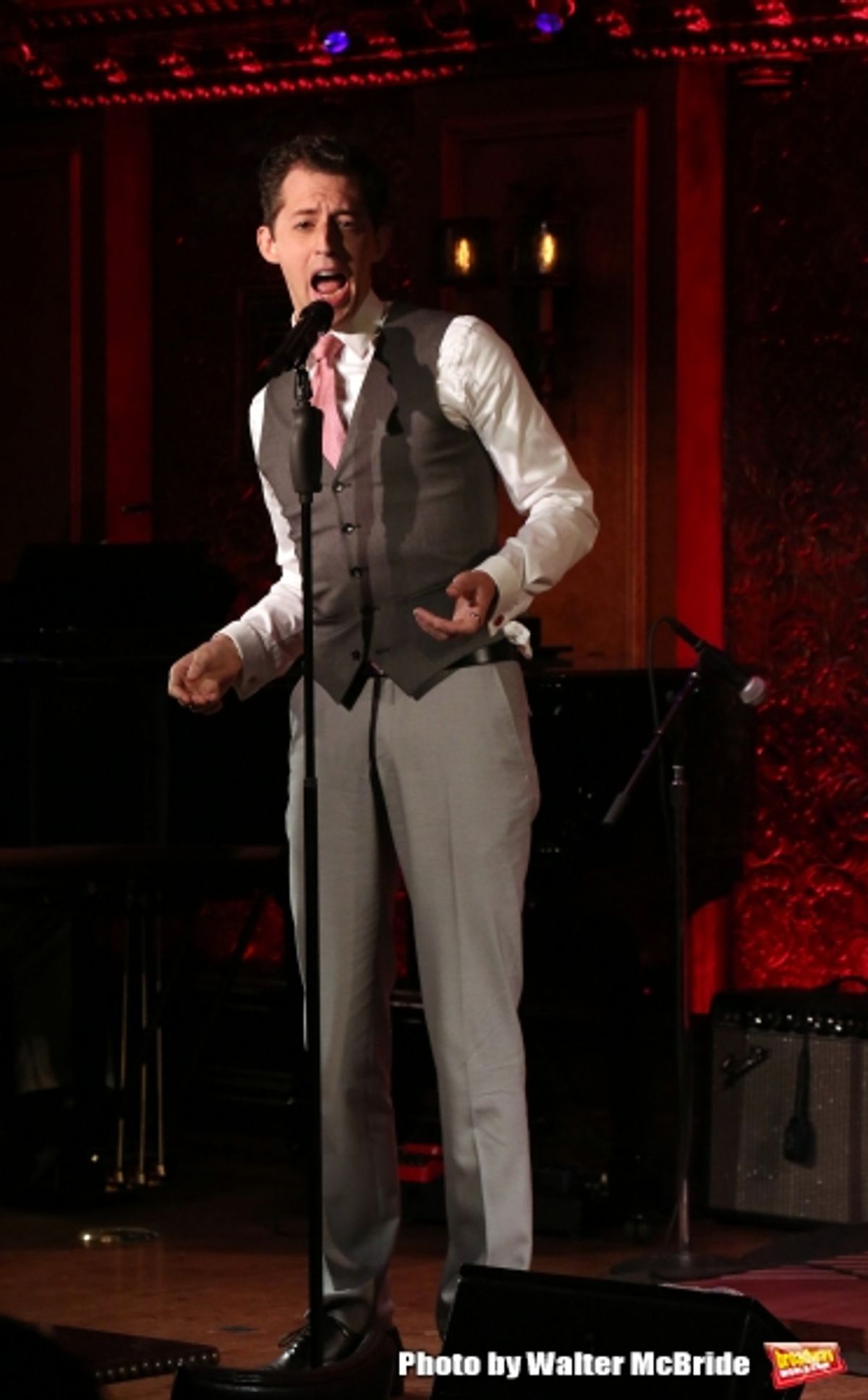Josh Grisetti at Josh Grisetti Previews DON'T BOTHER, I'M HERE at 54 Below!