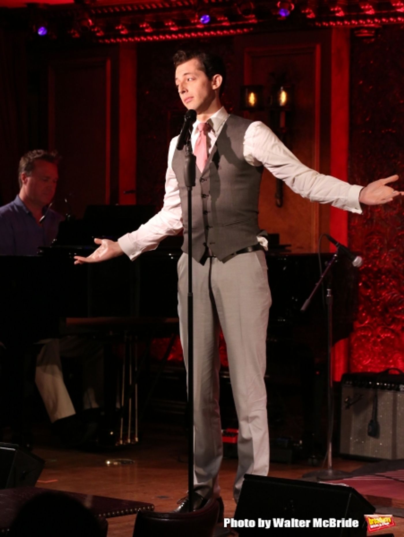 Photo Coverage: Josh Grisetti Previews DON'T BOTHER, I'M HERE at 54 Below!  Image