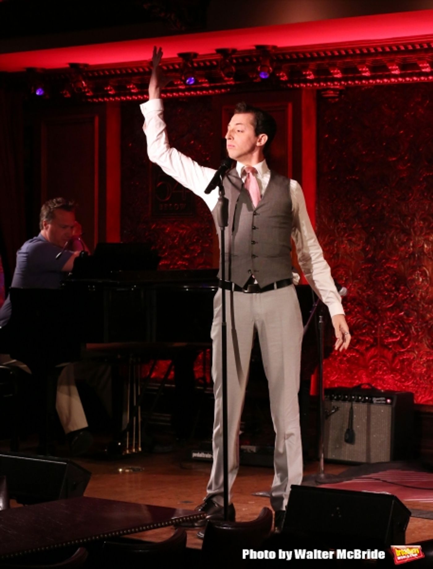 Photo Coverage: Josh Grisetti Previews DON'T BOTHER, I'M HERE at 54 Below!  Image