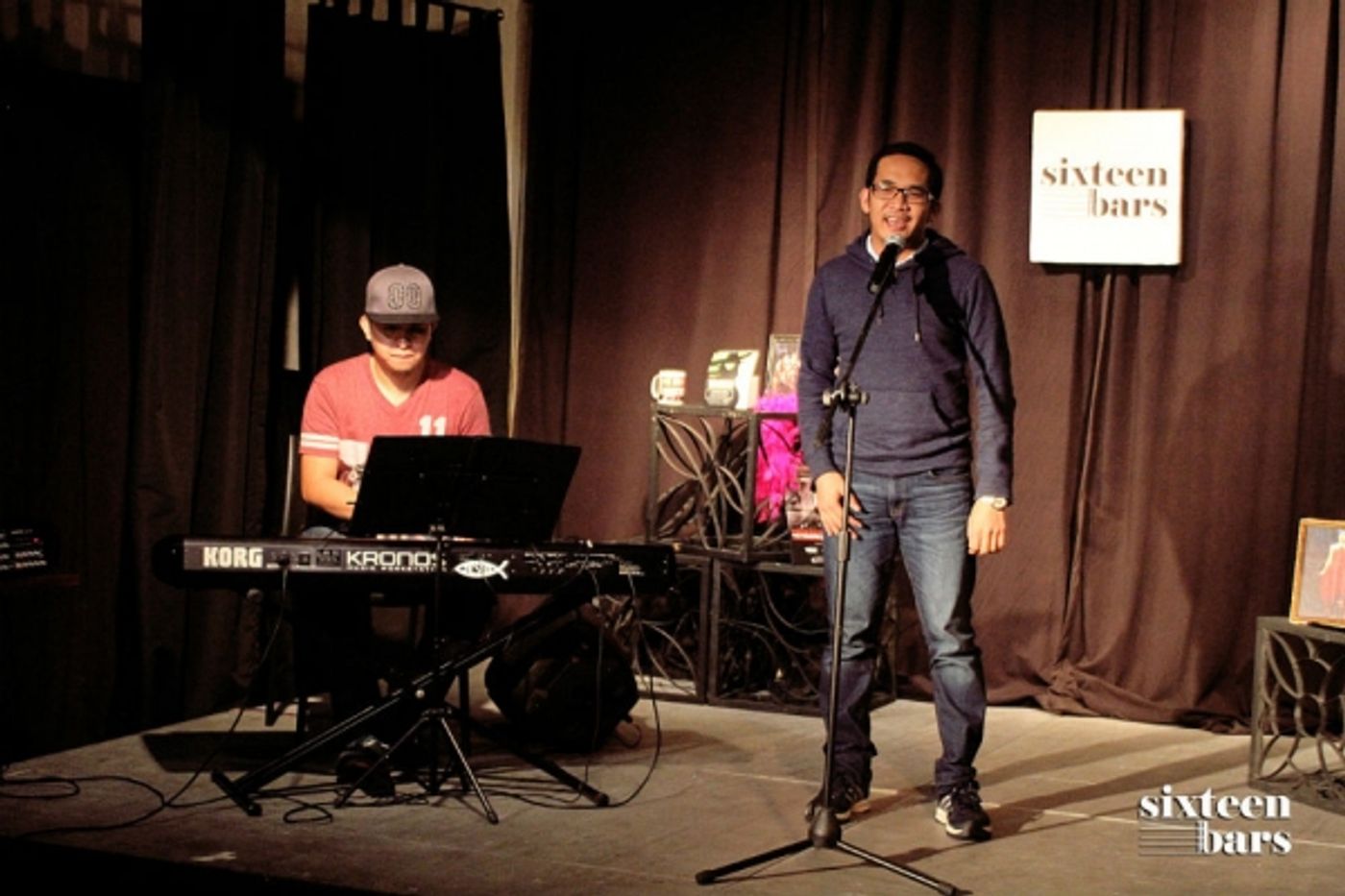 Photo Flash: Sixteen Bars Holds Broadway Open-Mic Night Photo Flash: Sixteen Bars Holds Broadway Open-Mic Night Image