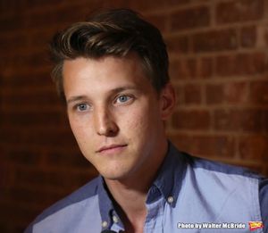 Dave Thomas Brown Photo