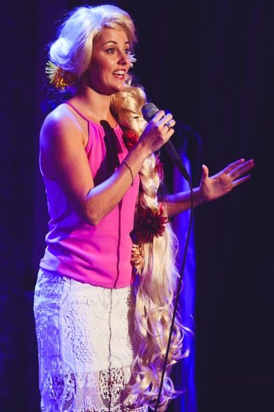 Taylor Louderman Photo