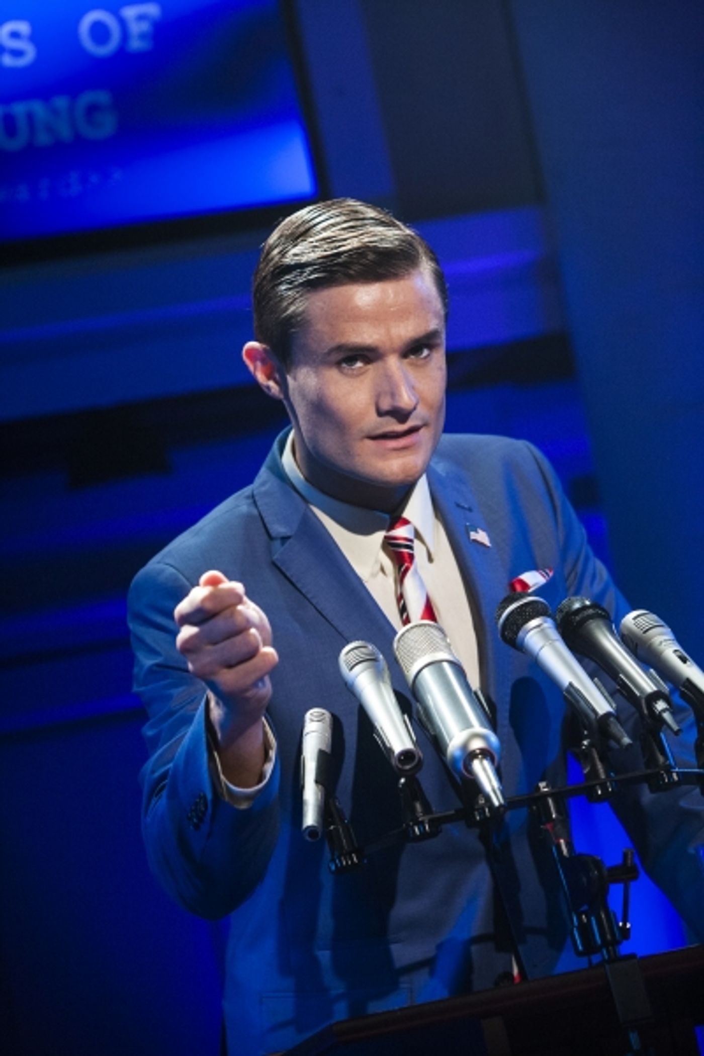 Photo Flash: First Look at Mark Evans and More in Signature Theatre's THE FIX Image