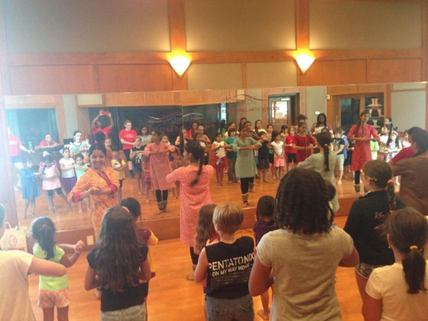 Photo Flash: Rachna Sarang Academy of Performing Arts Brings Indian Culture to bergenPAC Photo Flash: Rachna Sarang Academy of Performing Arts Brings Indian Culture to bergenPAC Image