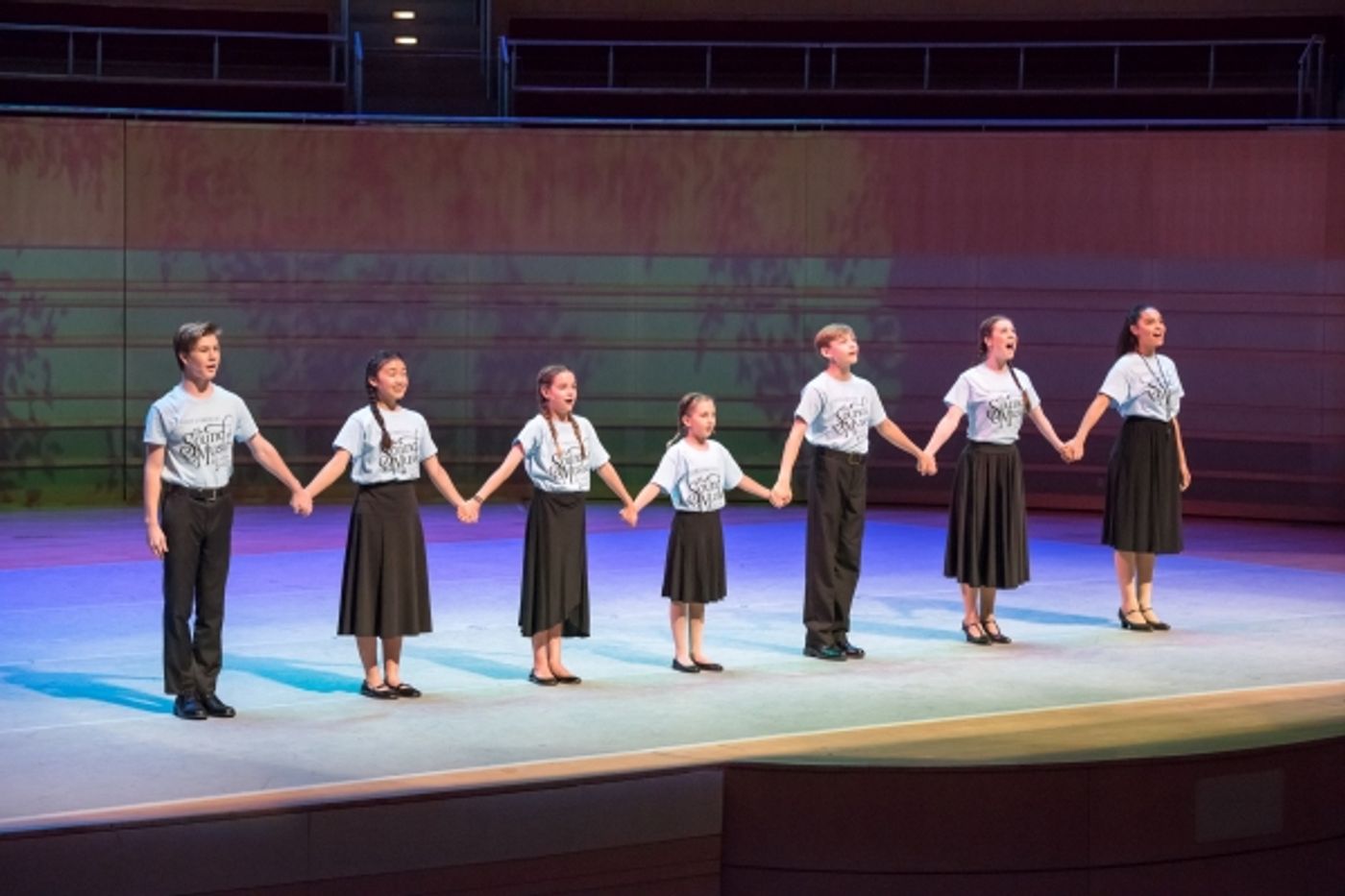 Photo Flash: Stars from CINDERELLA, CABARET and NEWSIES Perform at Segerstrom's Season 2015 Preview Image