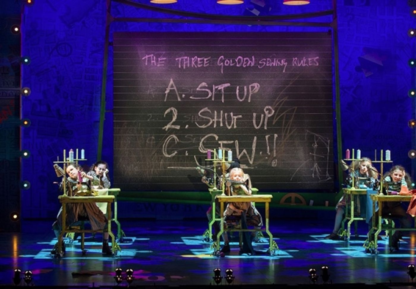 Photo Flash: ANNIE Gets a Makeover in Flashy UK Tour  Image