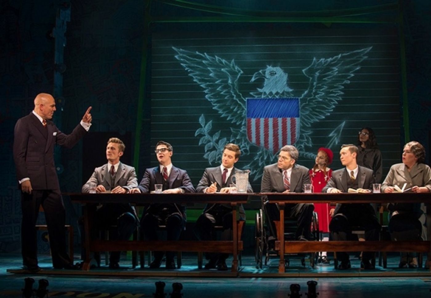 Photo Flash: ANNIE Gets a Makeover in Flashy UK Tour  Image