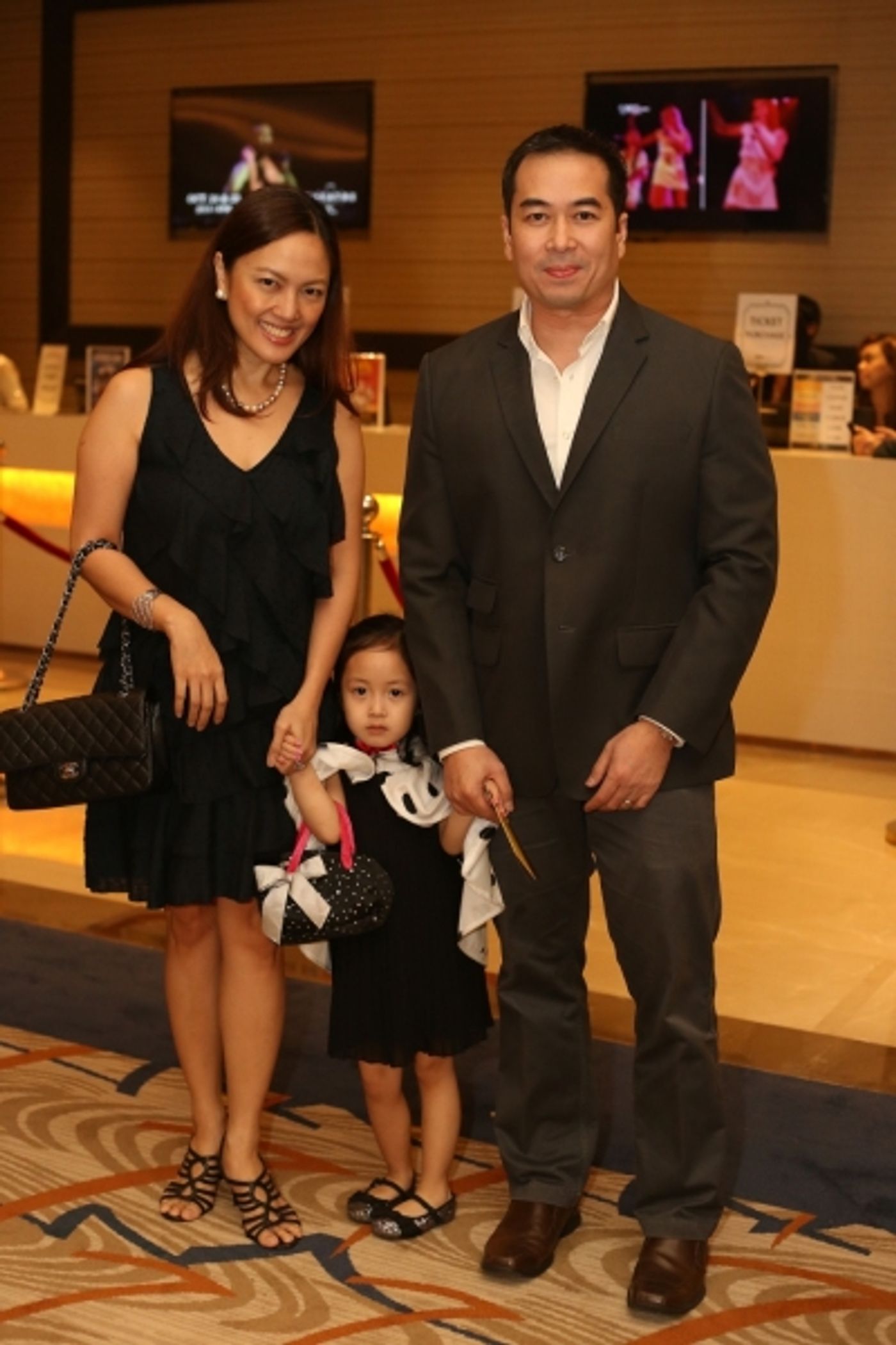 Photo Coverage: Opening Night Red Carpet of SINGIN' IN THE RAIN  Image