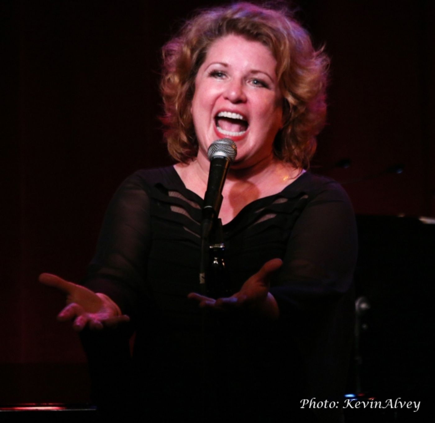 Photo Flash: Klea Blackhurst Tributes Ethel Merman in EVERYTHING THE TRAFFIC WILL ALLOW at Birdland  Image