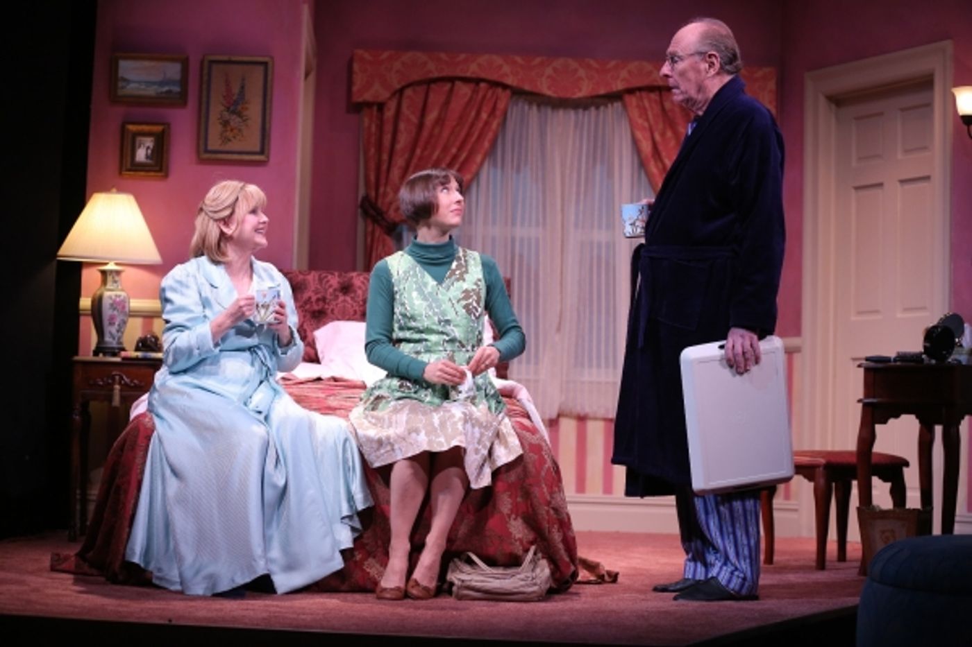 Photo Flash: First Look at Westport Country Playhouse's BEDROOM FARCE  Image