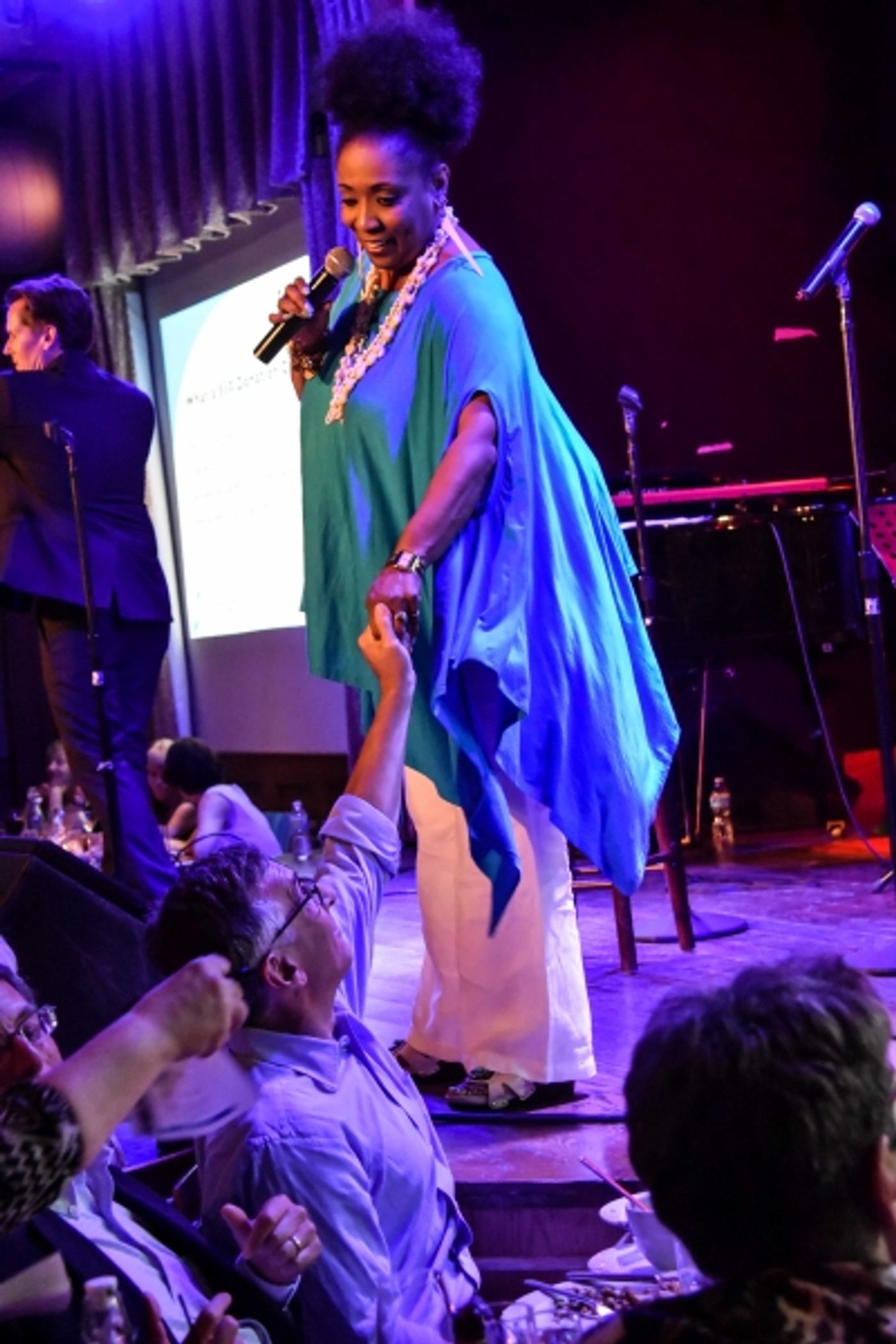 Photo Flash: CHICAGO SINGS THE BEST OF MOTOWN Raises Record Funds for Porchlight Music Theatre  Image