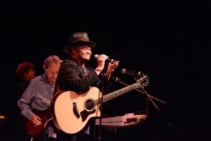 Peter Tork and Micky Dolenz Photo