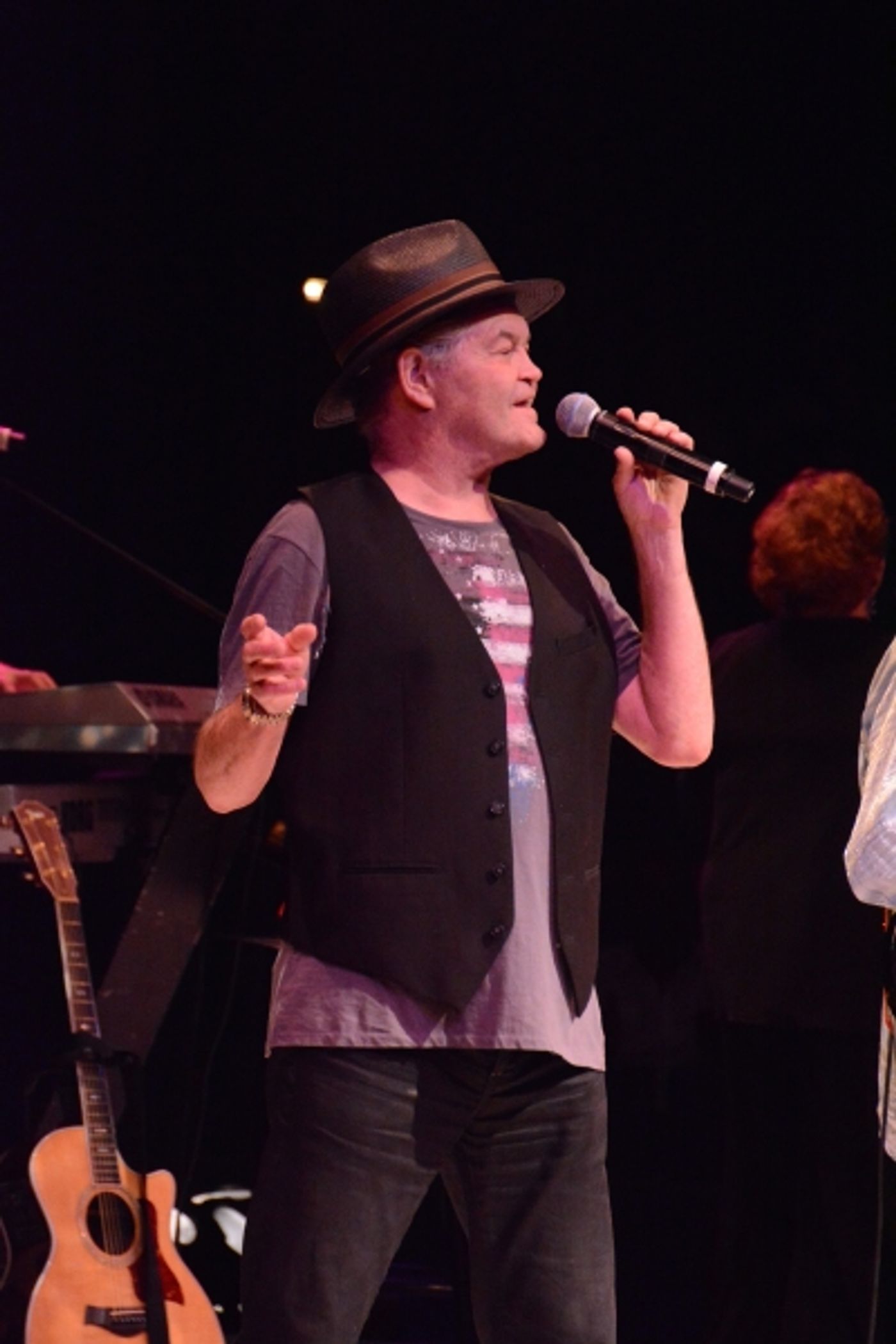 Photo Coverage: Micky Dolenz and Peter Tork of The Monkees Play NYCB Theatre at Westbury  Image