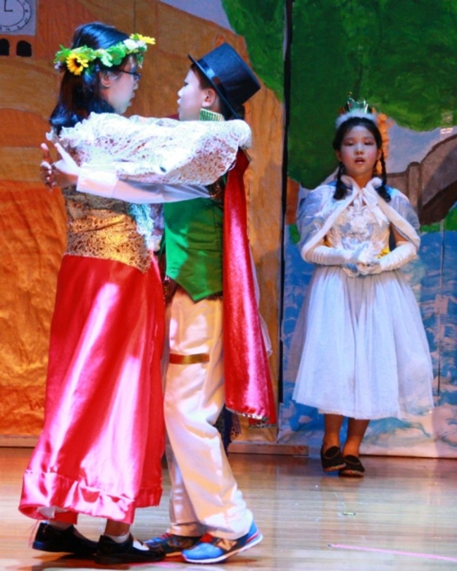 Photo Flash: ROMEO AND JULIET at Beijing Academy of Performing Arts Image