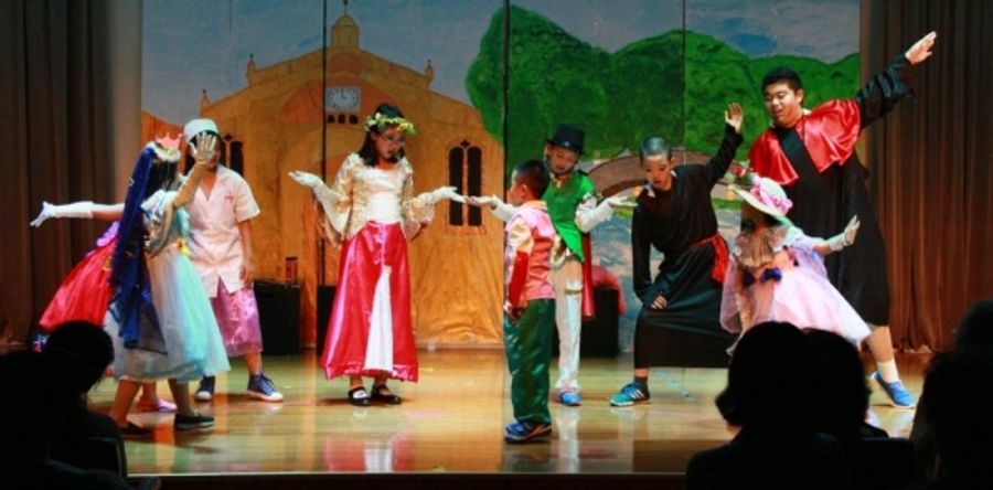 Photo Flash: ROMEO AND JULIET at Beijing Academy of Performing Arts Image