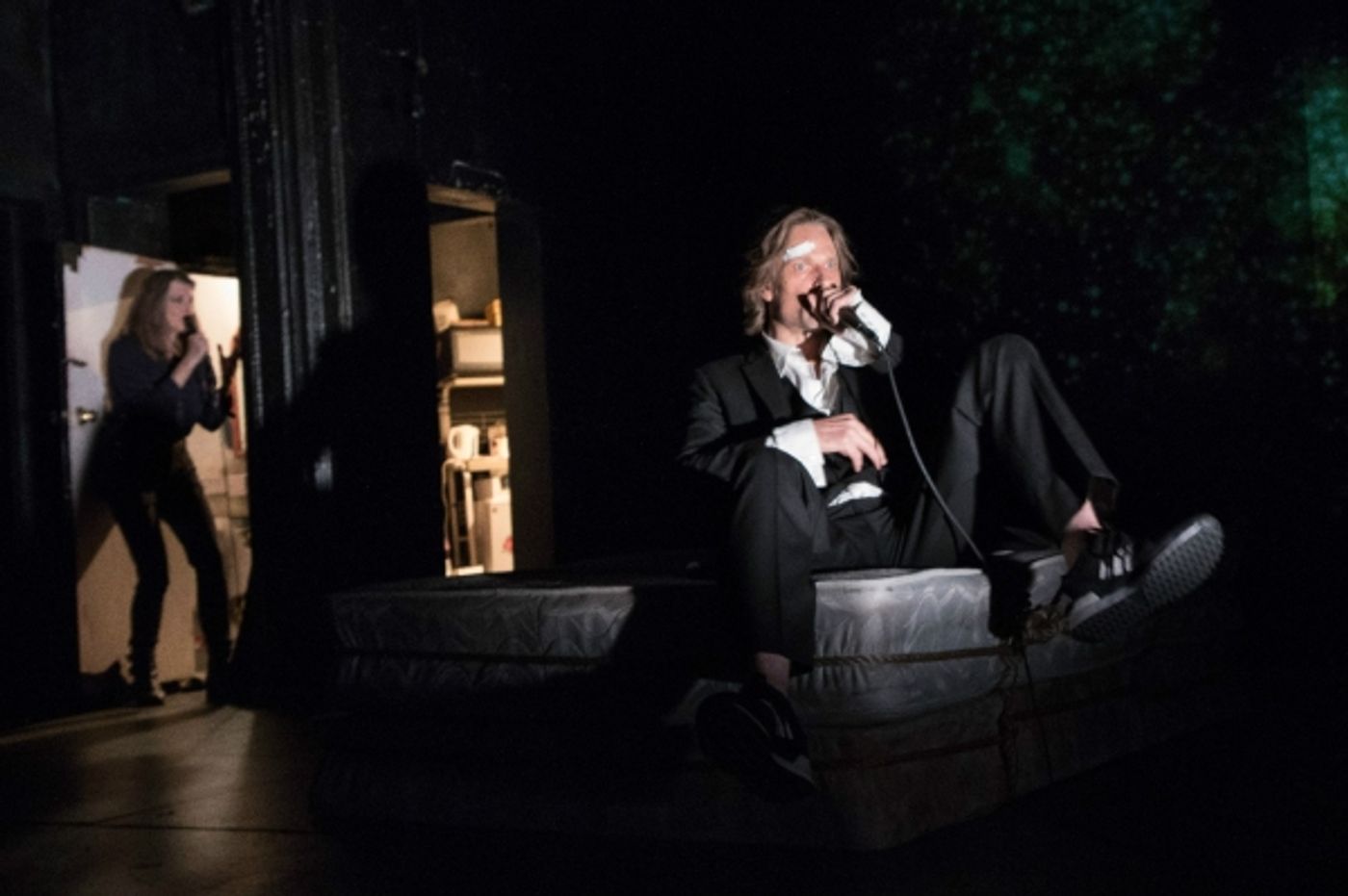 Photo Flash: First Look at Michael Laurence and Annette O'Toole in HAMLET IN BED  Image