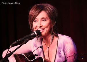 Pam Tillis Photo
