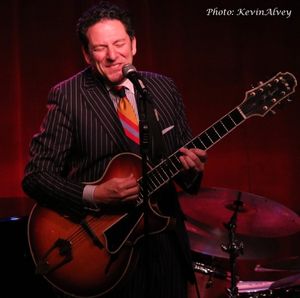 John Pizzarelli @ BroadwayWorld John Pizzarelli Photo