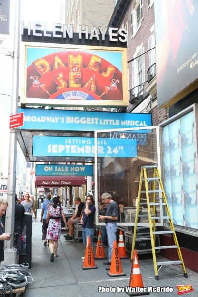 'Dames at Sea' The Musical loads into the Helen Hayes Theatre Photo