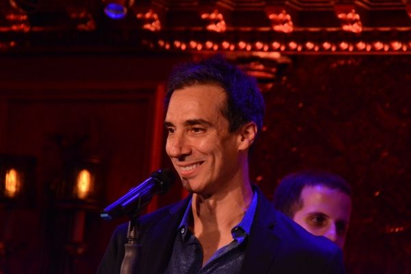 Roger Cohen Photo