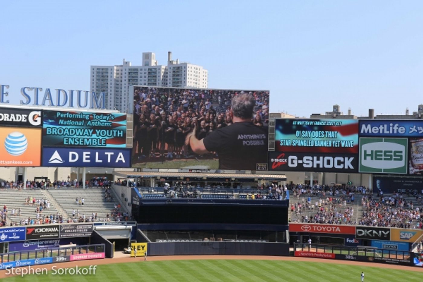 Photo Coverage: GENTLEMAN'S GUIDE's Bryce Pinkham Watches the Yankees Murder the Orioles  Image