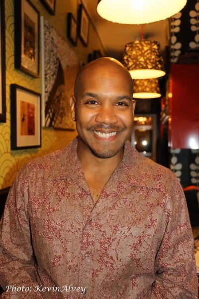 Darius de Haas Photo