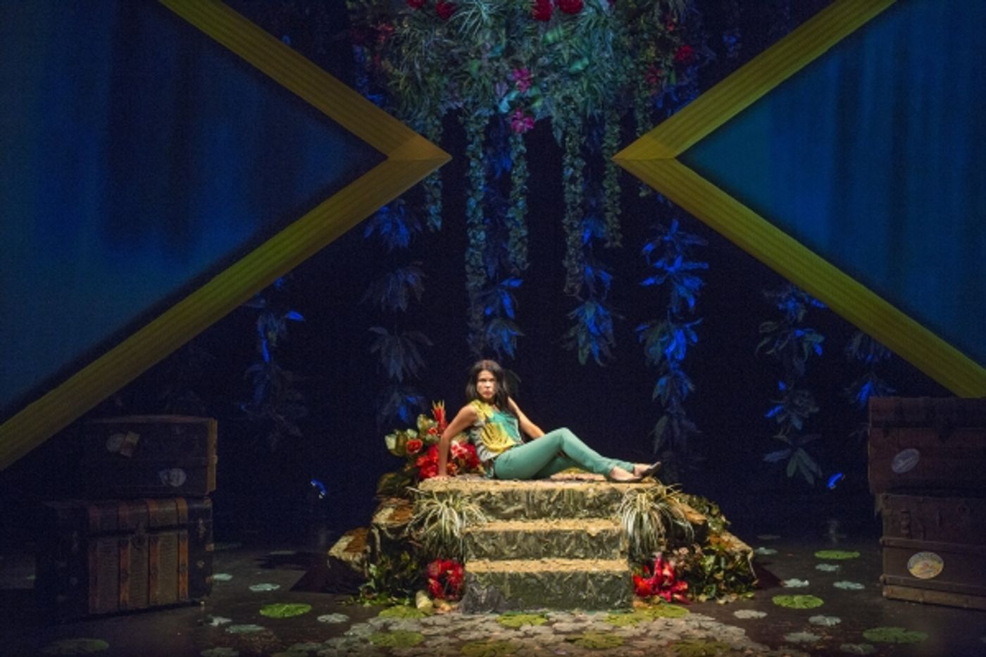 Photo Flash: First Look at Debra Ehrhardt in JAMAICA FAREWELL at the Royal George Theatre  Image