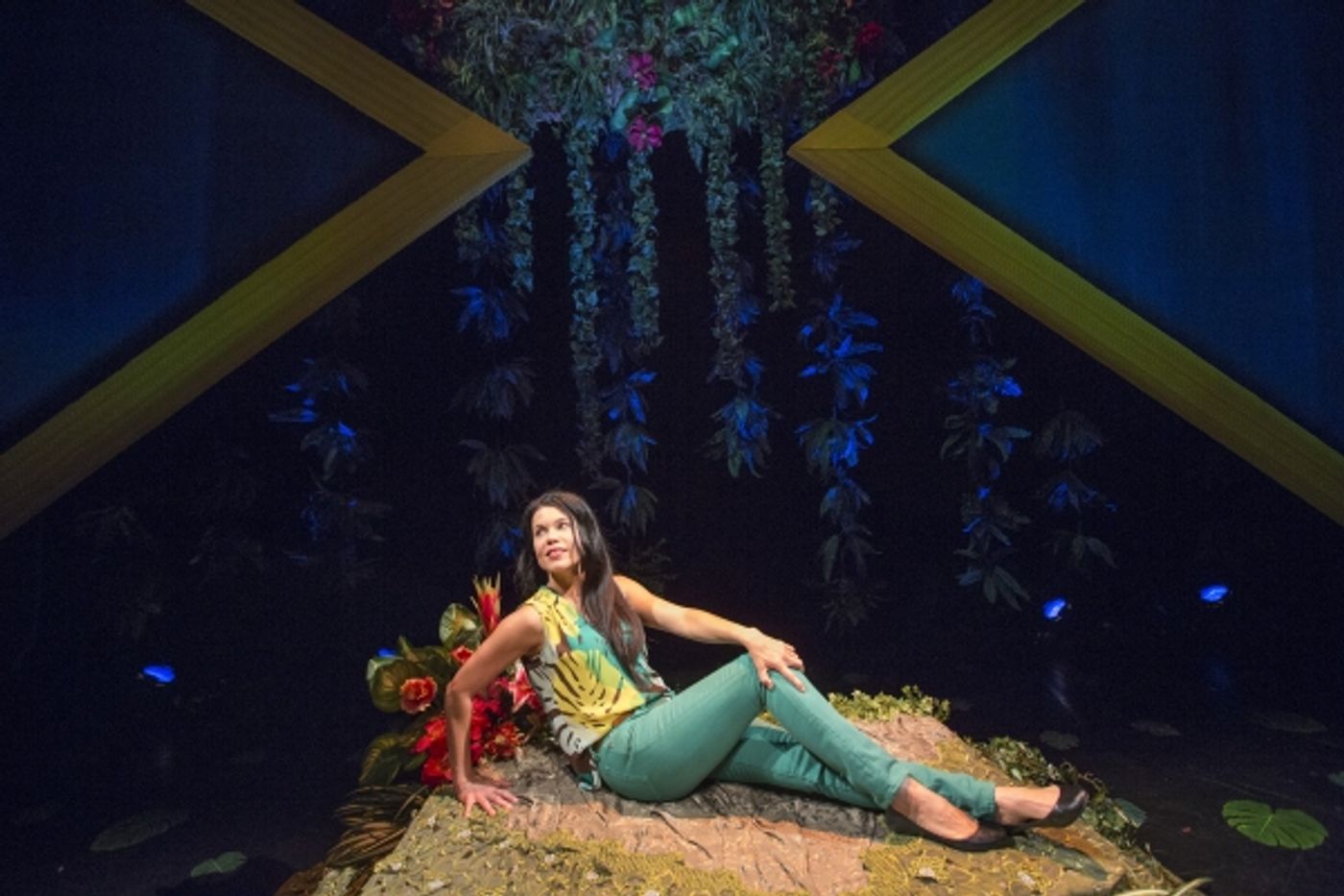 Photo Flash: First Look at Debra Ehrhardt in JAMAICA FAREWELL at the Royal George Theatre  Image