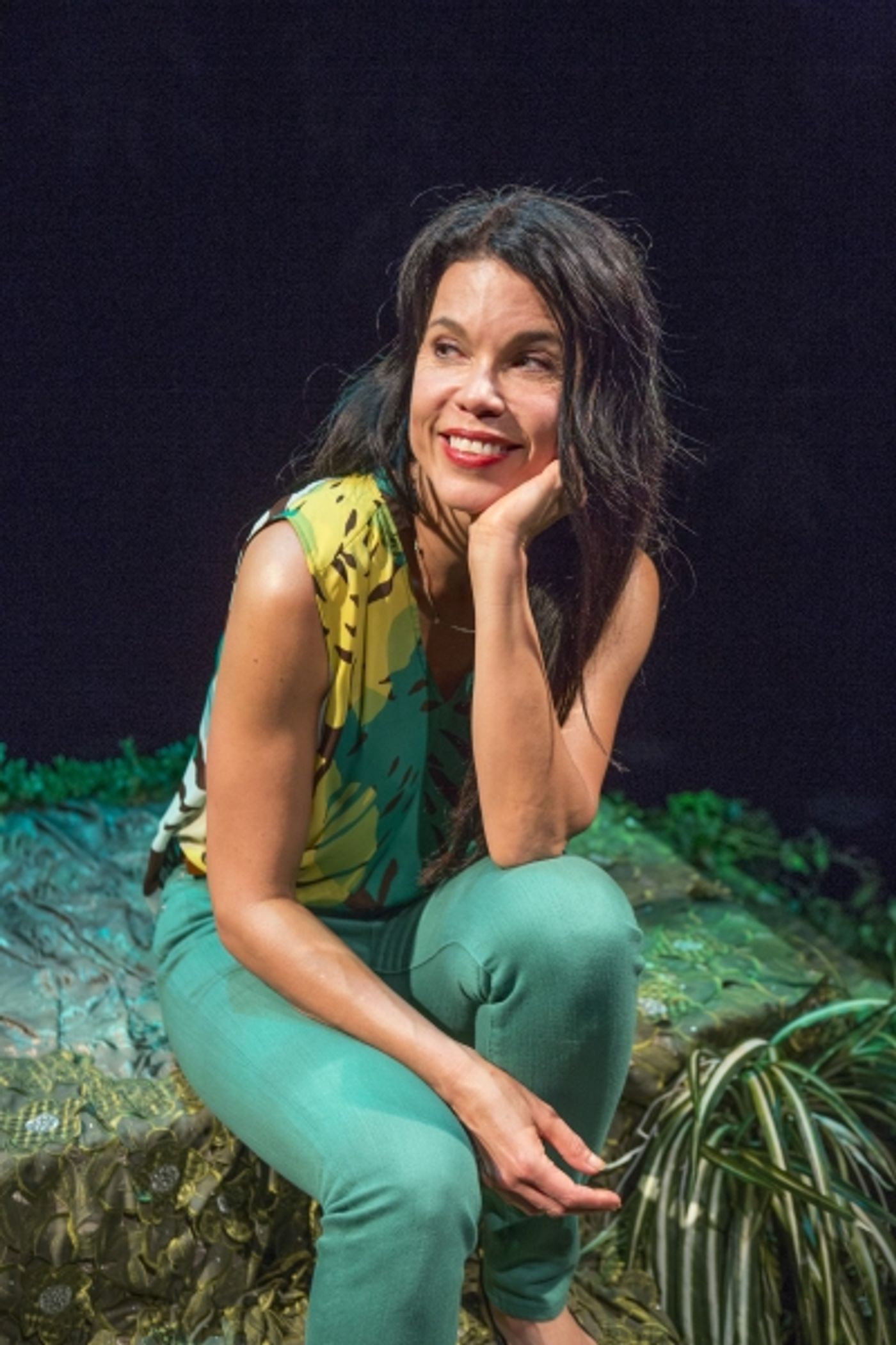 Photo Flash: First Look at Debra Ehrhardt in JAMAICA FAREWELL at the Royal George Theatre  Image