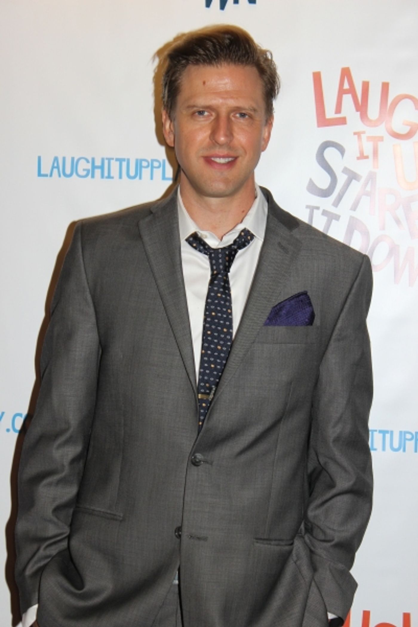 Photo Coverage: LAUGH IT UP, STARE IT DOWN Opens at Cherry Lane Theatre  Image
