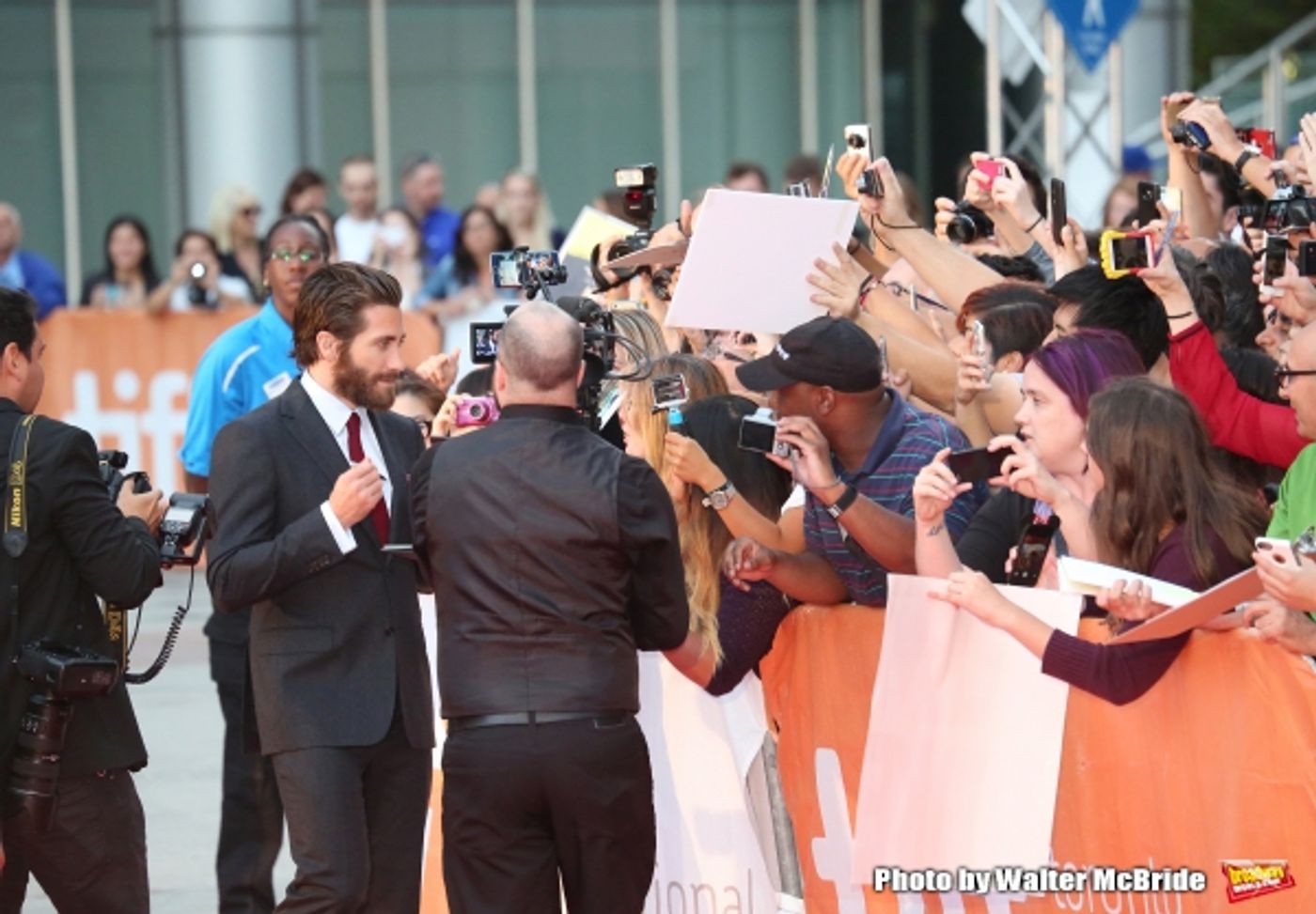 Photo Coverage: Jake Gyllenhaal, Naomi Watts, and More Walk DEMOLITION Red Carpet at TIFF  Image