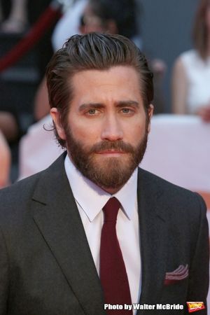 Jake Gyllenhaal @ BroadwayWorld Jake Gyllenhaal Photo