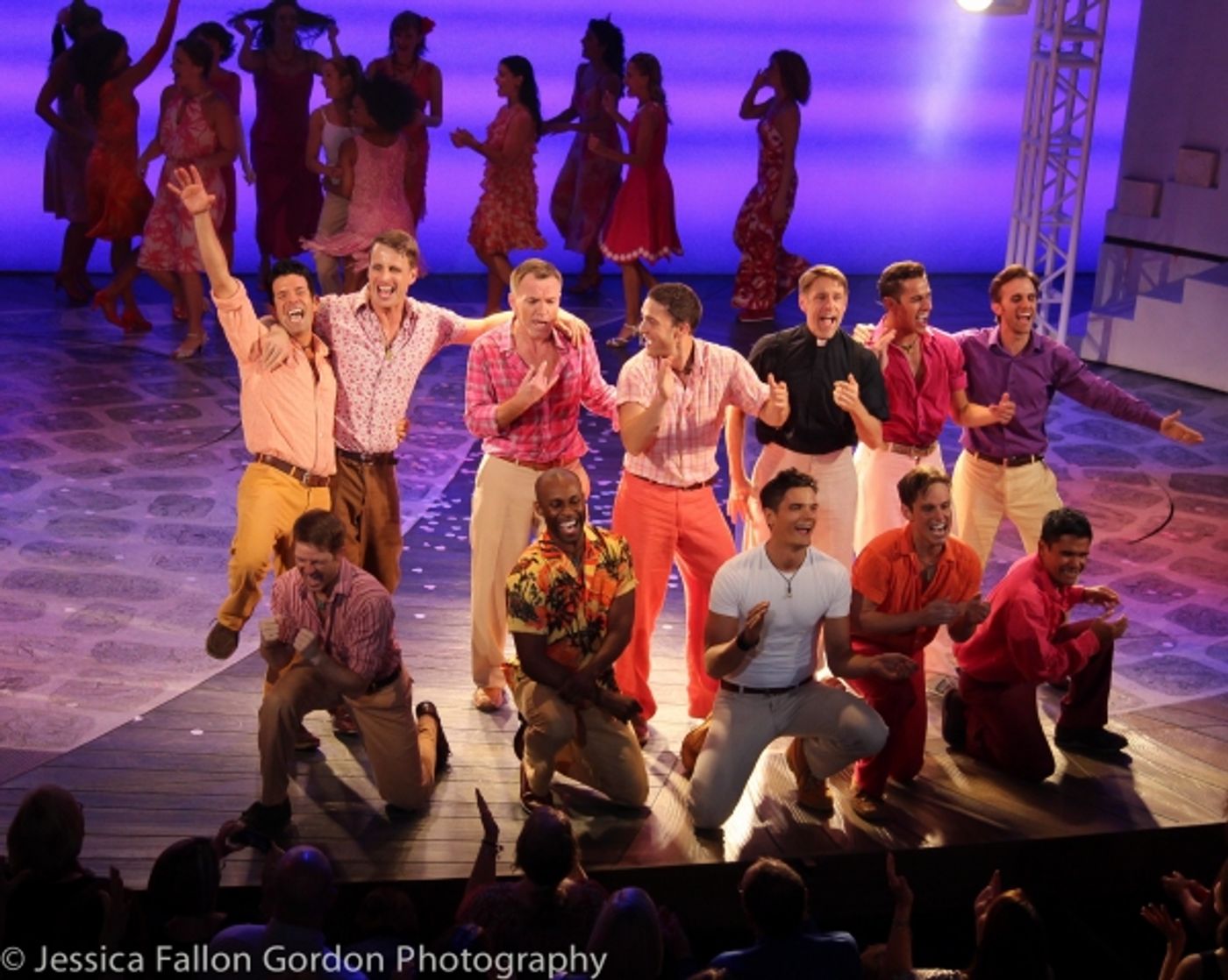 Photo Coverage: Cast of MAMMA MIA! Takes Final Bows on Broadway!  Image