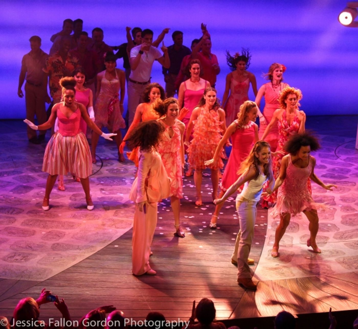 Photo Coverage: Cast of MAMMA MIA! Takes Final Bows on Broadway!  Image