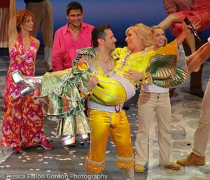 Victor Wallace and Judy McLane @ BroadwayWorld Victor Wallace and Judy McLane Photo