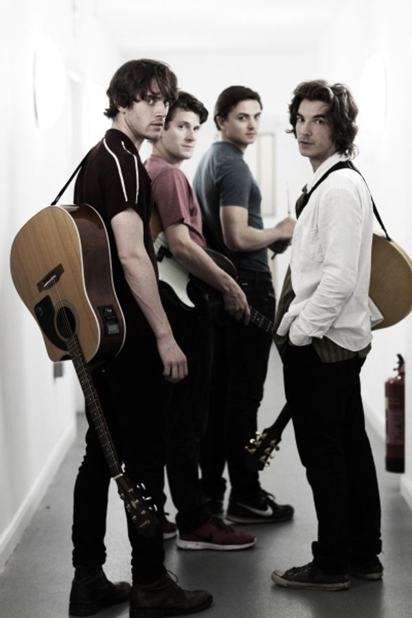 Danny Horn (Ray Davies), Tom Whitelock (Pete Quaife), Damien Walsh (Mick Avory) and O Photo