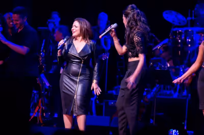 Gloria Estefan, Ana Villafane Photo