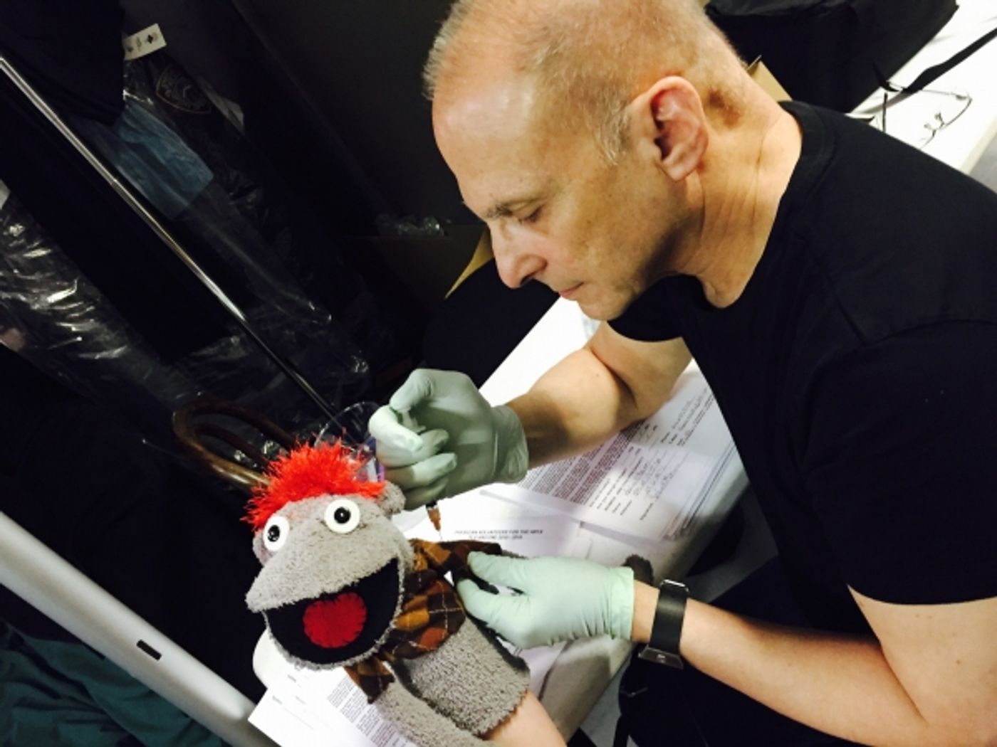 Photo Flash: Broadway Stays Healthy! HAND TO GOD's Tyrone Gets His Flu Shot Photo Flash: Broadway Stays Healthy! HAND TO GOD's Tyrone Gets His Flu Shot Image