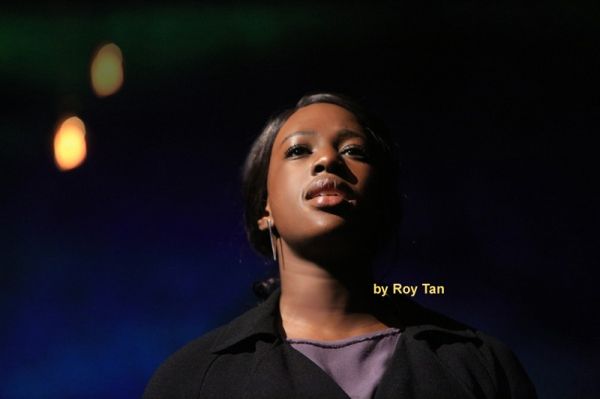 Jennifer Saayeng as Ree Photo