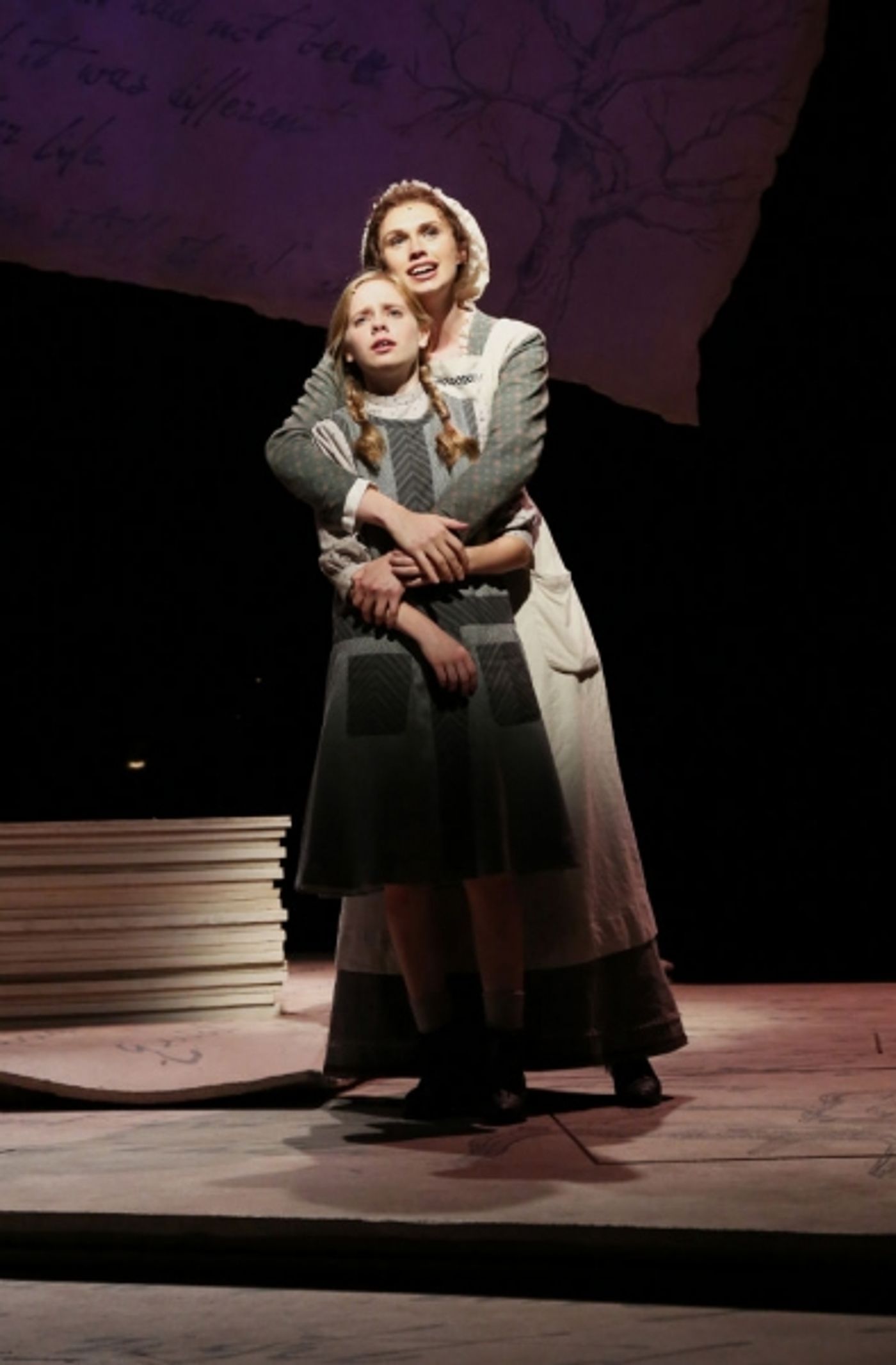 Photo Flash: First Look at Brandi Burkhardt, Kevin Earley, Caitlin Cohn and More in Cincinnati Playhouse's THE SECRET GARDEN  Image